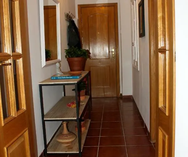 Cozy Hall شقة لقنت