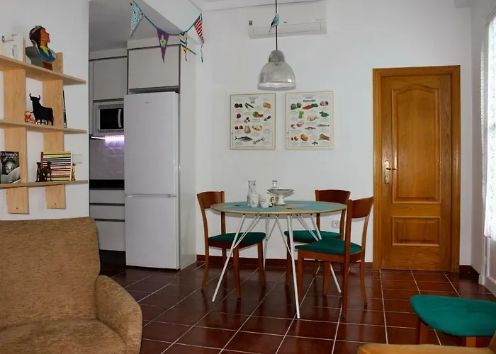 Cozy Hall شقة لقنت